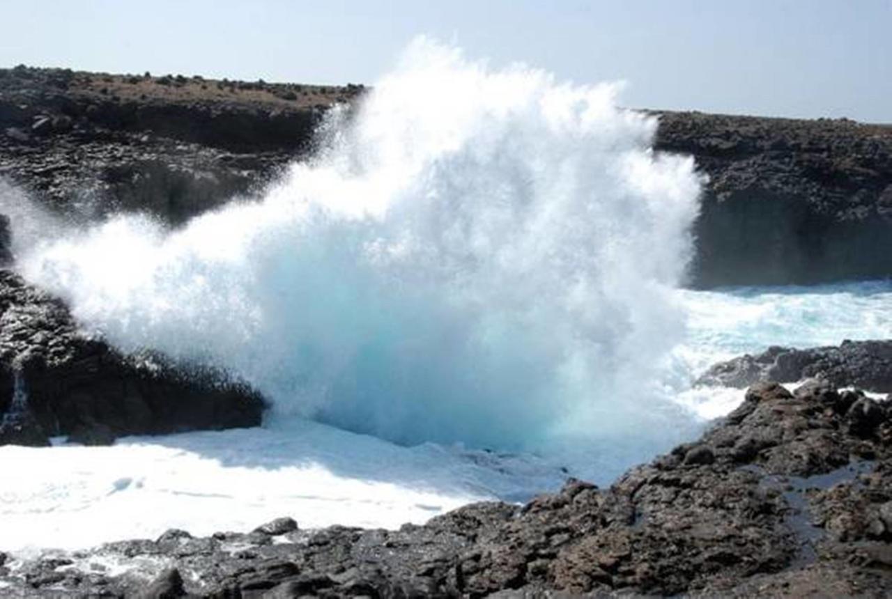 Hostels Holiday Cape Verde Santa Maria Exterior photo
